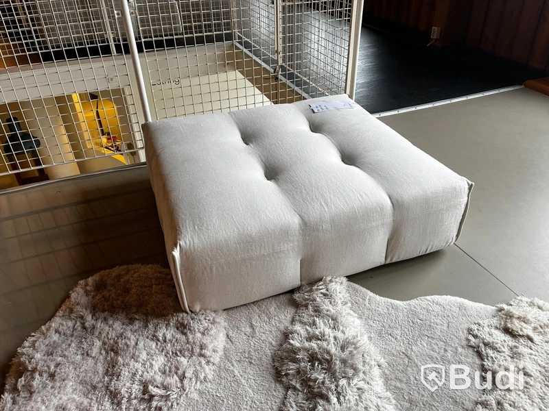 Sittpuff - B&B Italia Tufty Too Ordpris: 23. 400 kr