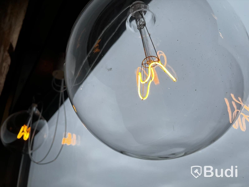 Lampa - FLOS Bulbo Ordpris: 6000 kr