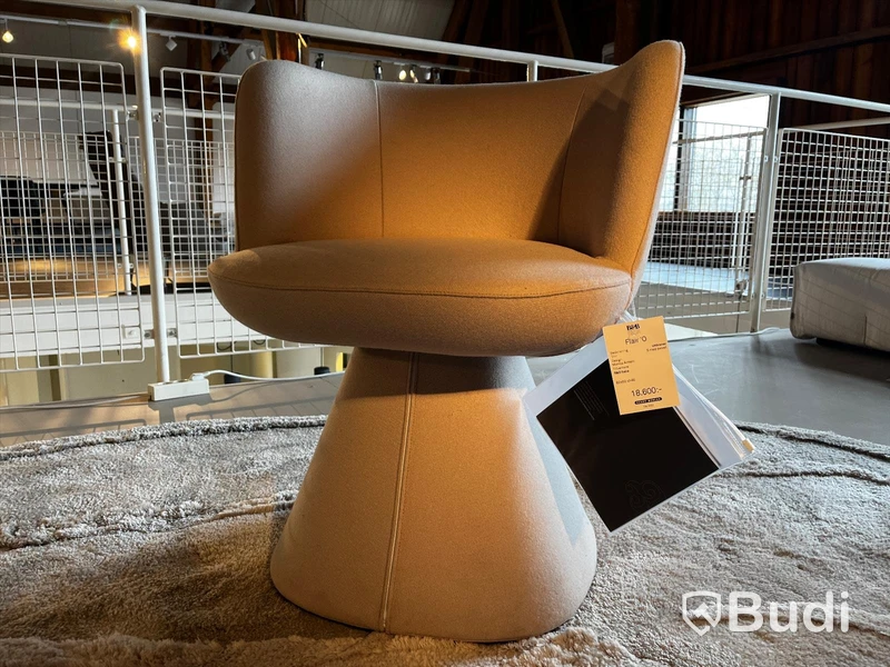 Stol - B&B Italia Flair’O Ordpris: 18.600 kr