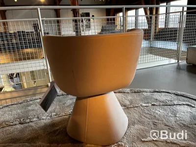 Stol - B&B Italia Flair’O Ordpris: 18.600 kr