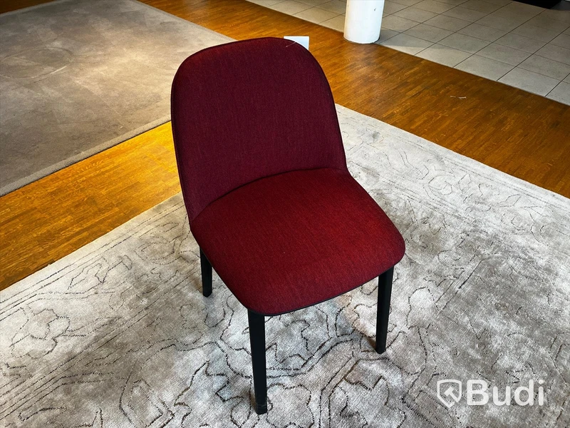 Stol - Vitra Softshell chair Ordpris: 3.450 kr