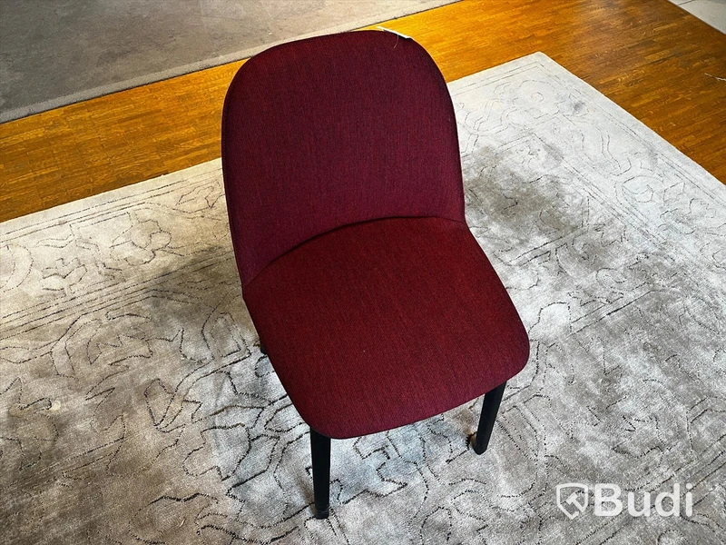 Stol - Vitra Softshell chair Ordpris: 3.450 kr