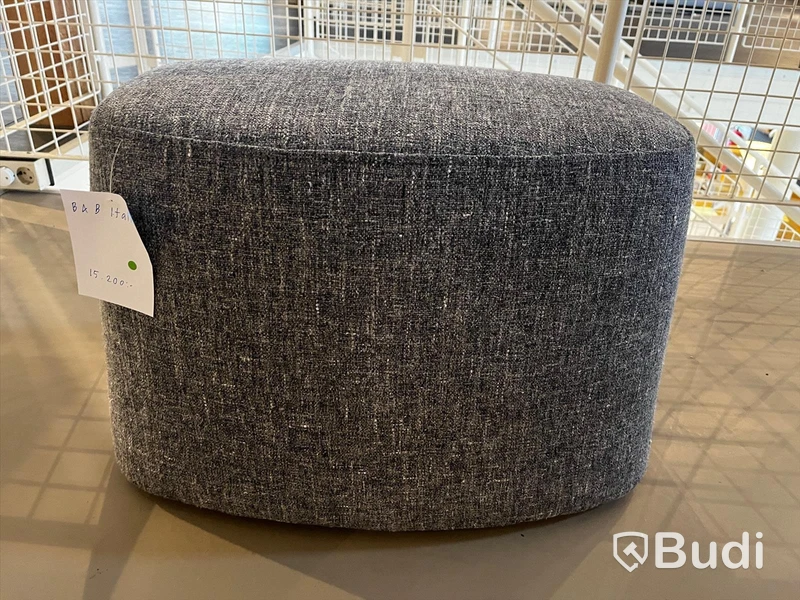 Sittpuff - B&B Italia Ordpris: 15.200 kr