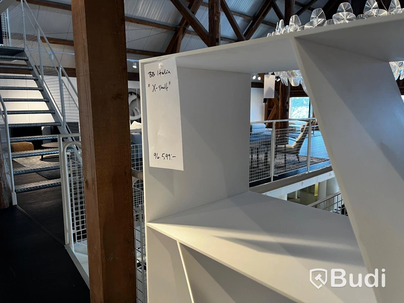 Hylla -B&B Italia X-shelf Ordpris: 96.599 kr