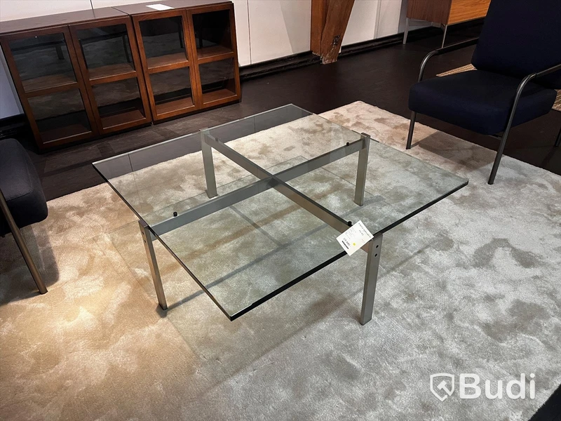 Soffbord - Fritz Hansen PK65 Ordpris: 59.440 kr
