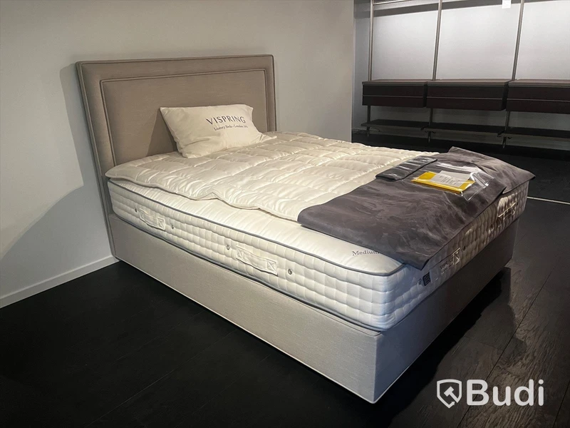 Säng - VISPRING Luxury beds och Gavel Helios Ordpris: 172 130 kr