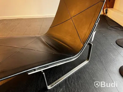 Chaiselounge - Fritz Hansen PK 24 Ordpris: 171.620 kr