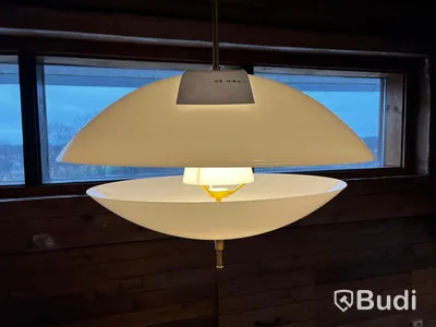 Taklampa - Fritz Hansen Clam Ordpris: 24.445 kr