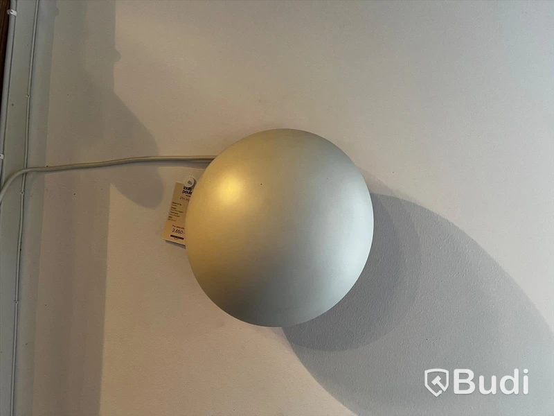 Vägglampa - Louis Poulsen PH Hatt Ordpris: 3.650 kr