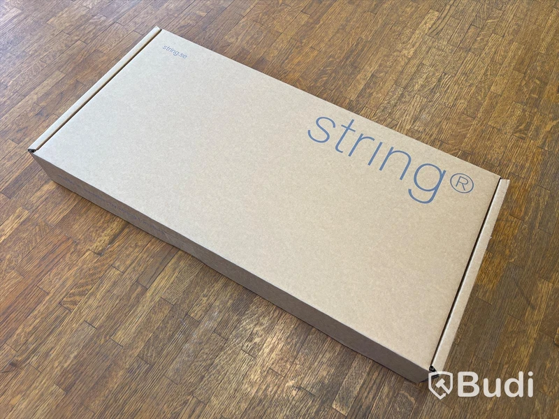 Metallhylla - STRING High Edge, Vit Ordpris: 745 kr