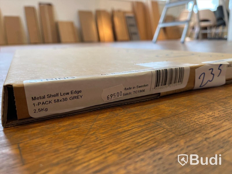 Metallhylla - STRING Low Edge, Grå Ordpris: 695 kr