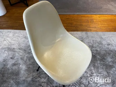 Stol - Vitra DSX Eames Fiberglass chair Ordpris: 5.790 kr