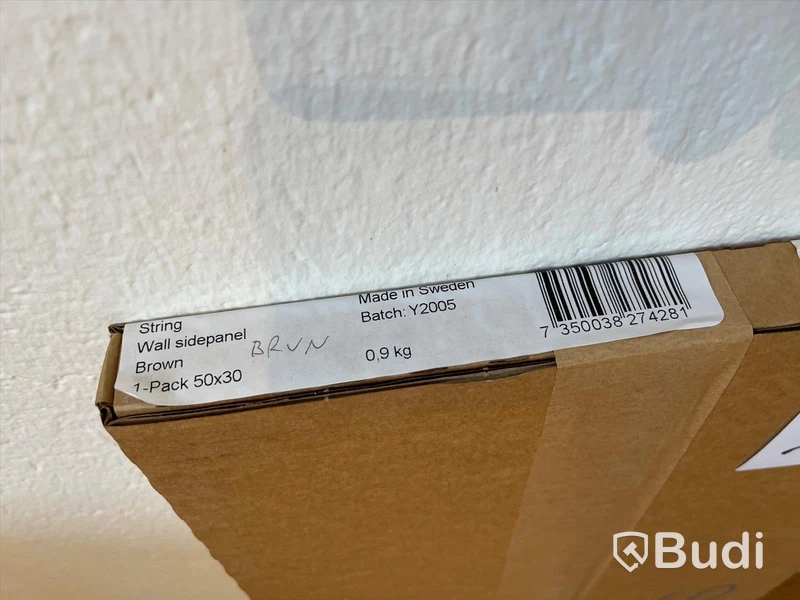 Vägg-Sidopanel - STRING, Brun Ordpris: 550 kr