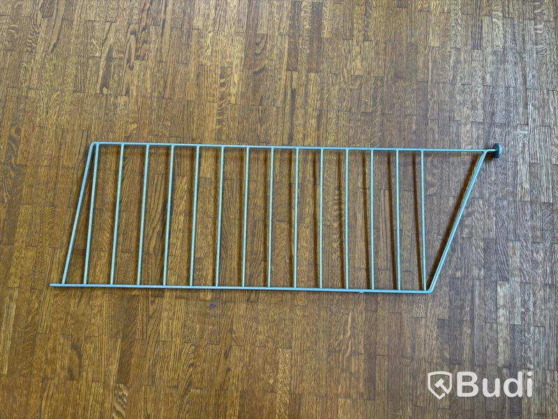 Vägg-Sidopanel - STRING, Galvanized Ordpris: 550 kr