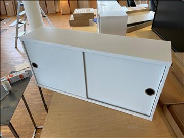 Skåp med skjutdörrar - STRING, Vit Ordpris: 2.965 kr