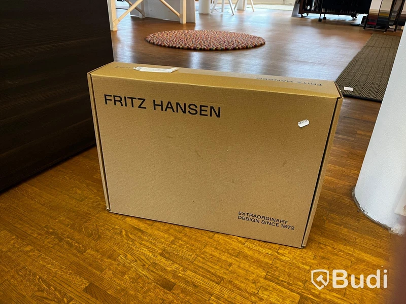 Bordsspegel - Fritz Hansen Table Mirror Ordpris: 2.410 kr