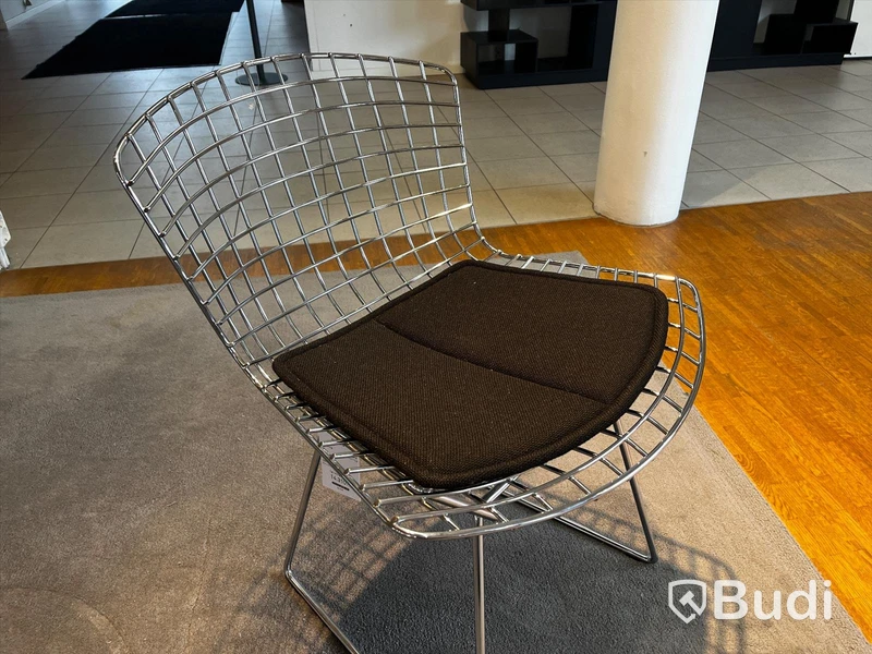 Stol i krom och tyg - Knoll Bertoia Ordpris: 14.310 kr