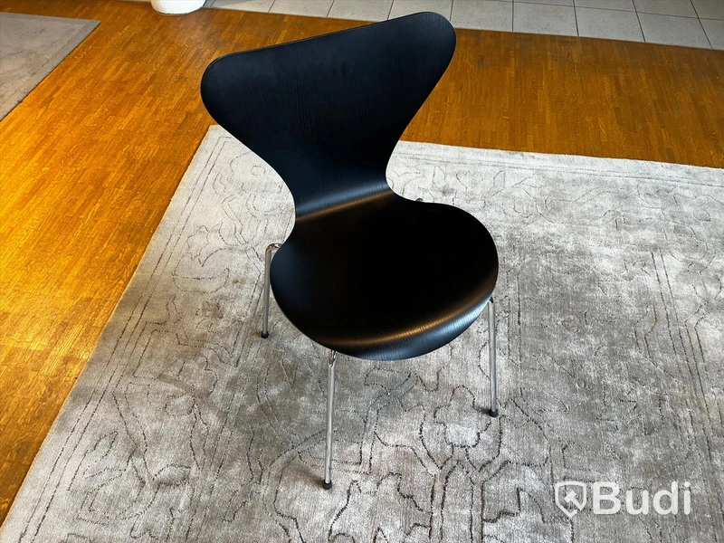 Stol i ask -Fritz Hansen 3107 Ordpris: 5.250 kr