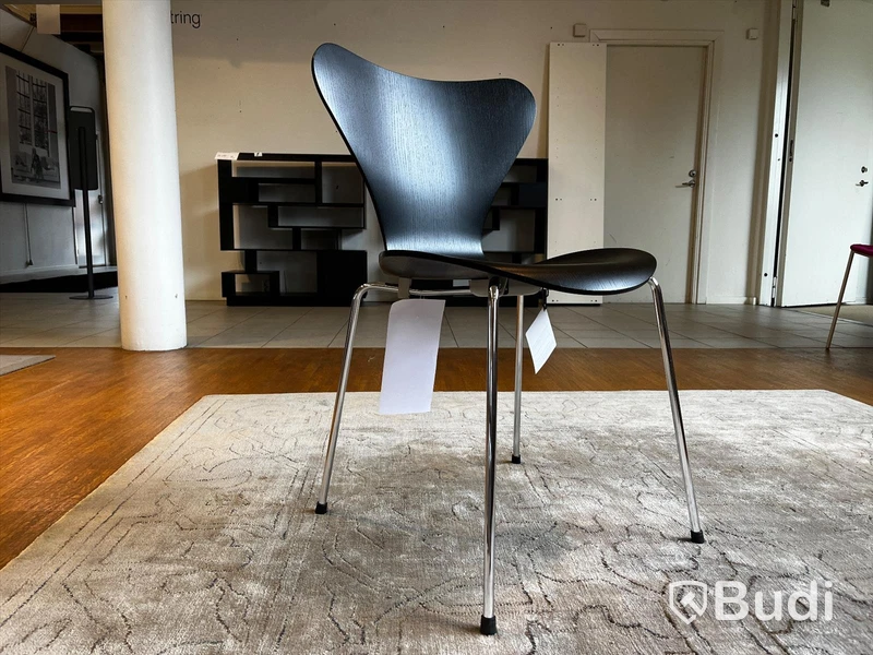 Stol i ask -Fritz Hansen 3107 Ordpris: 5.250 kr