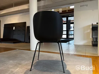 Stol - GUBI GamGratesi Ordpris: 2490kr