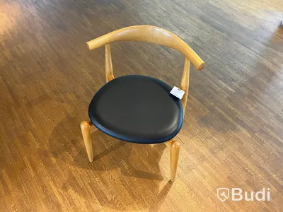 Stol i ek  - Carl Hansen Ordpris: 12.290 kr