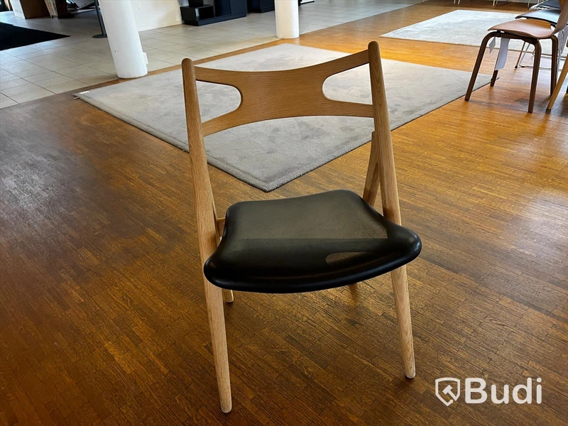 Stol i ek  - Carl Hansen Ordpris: 11.920 kr