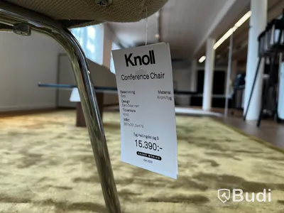Stol - Knoll conference chair Ordpris: 15. 390 kr