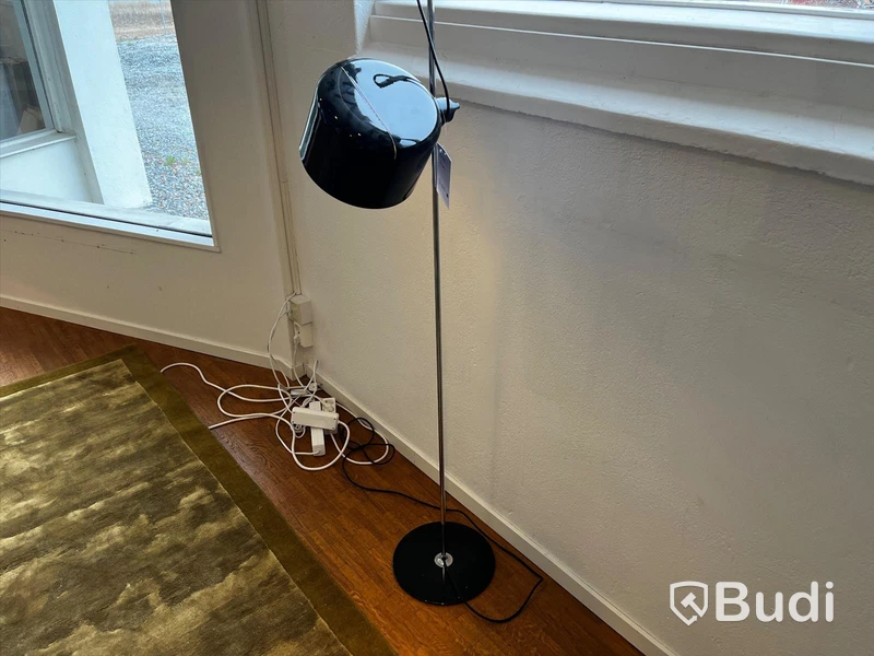 Golvlampa - Coupé Ordpris: 16.665 kr