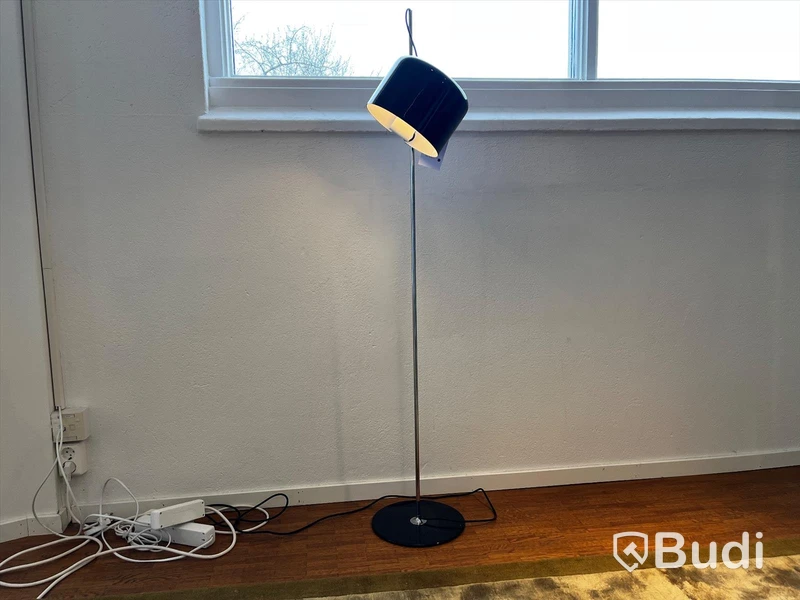 Golvlampa - Coupé Ordpris: 16.665 kr