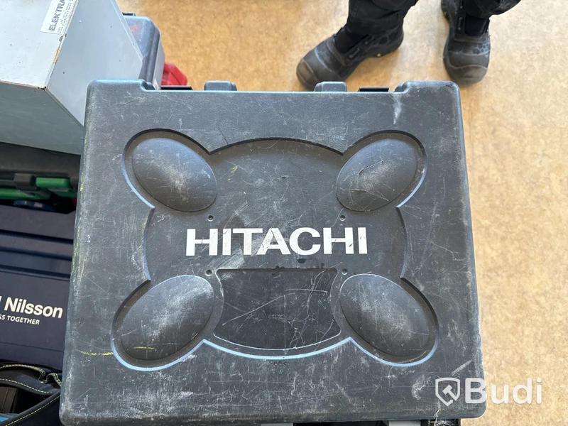 Hitachi ficklampa