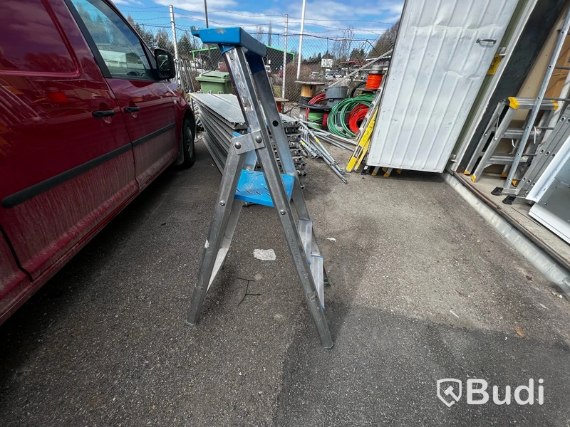 Trappstege Blå