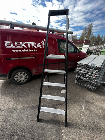 Trappstege svart