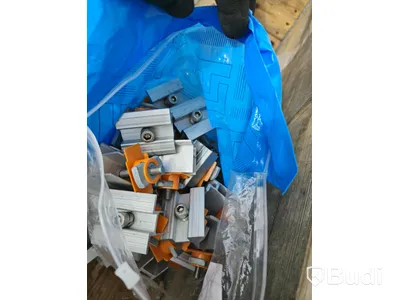 Div monteringsmaterial till solceller.