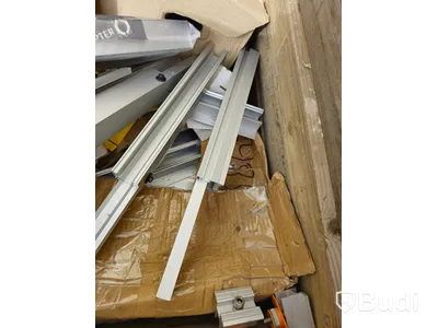 Div monteringsmaterial till solceller.