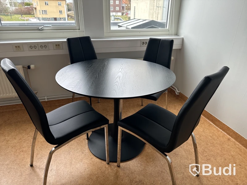 Köks/kontorsmöbler