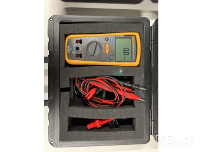 2 st. Fluke insulationsmätare.