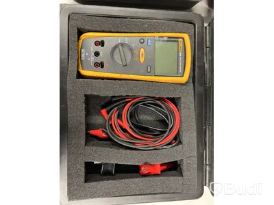 2 st. Fluke insulationsmätare.