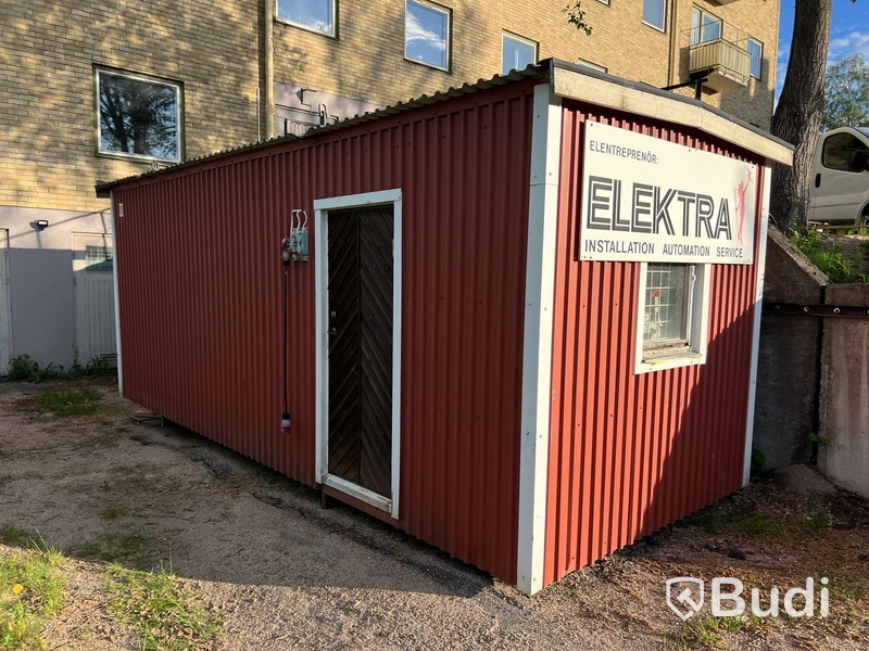 Manskapsbod/förråd.