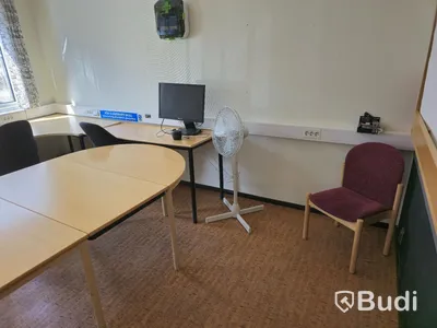 Kontors/konferensmöbler.