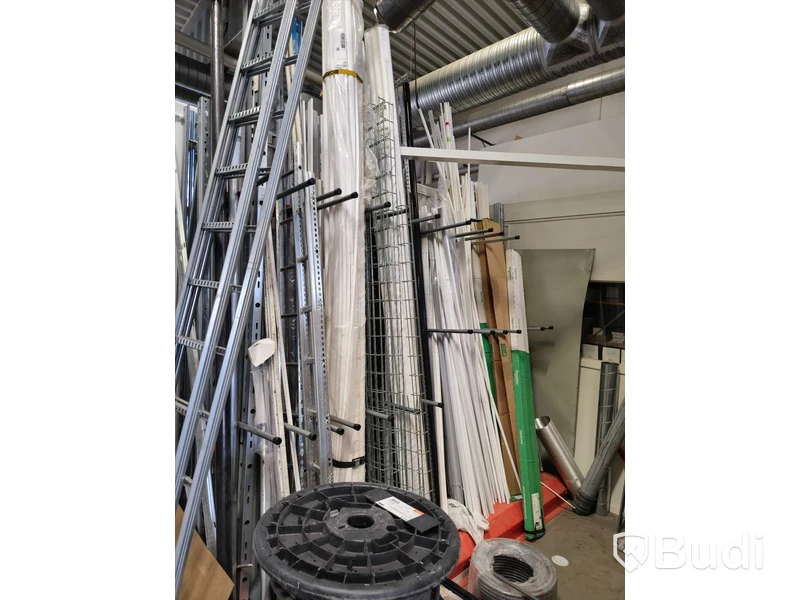 Parti med installationsmaterial, mm.