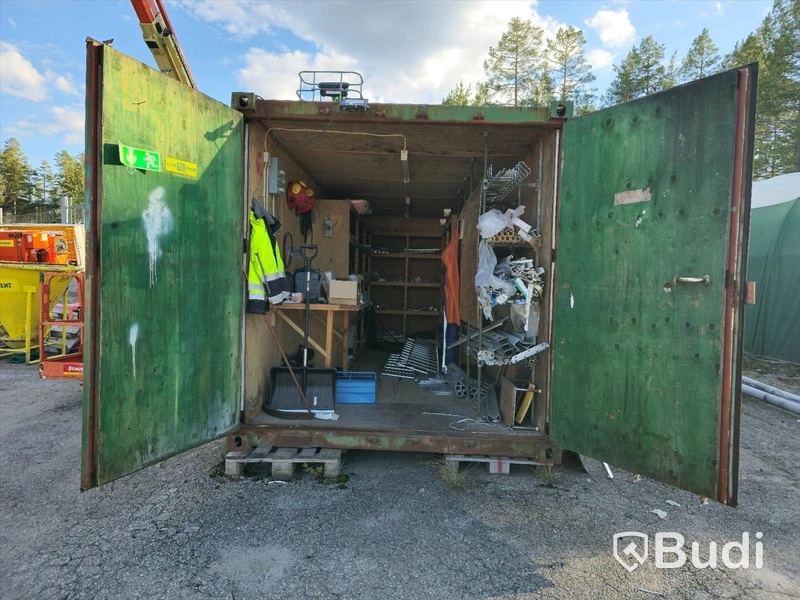 20 fots container med material.