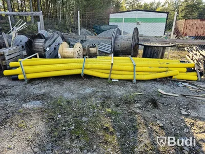 Markrör och kabel.