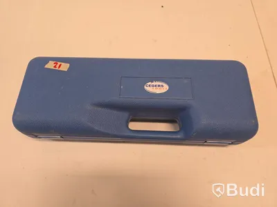 Pressverktyg