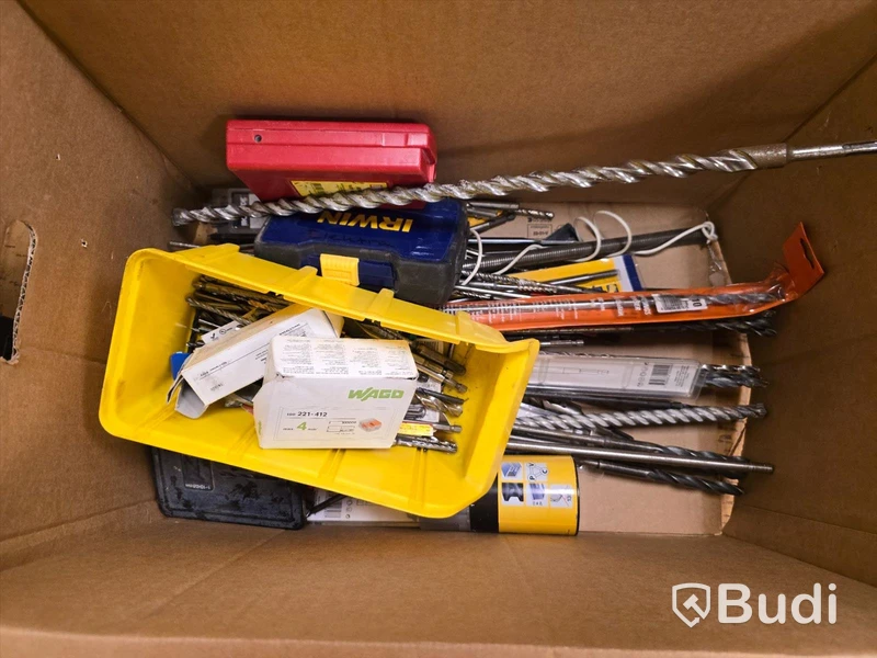 Parti med borrar.