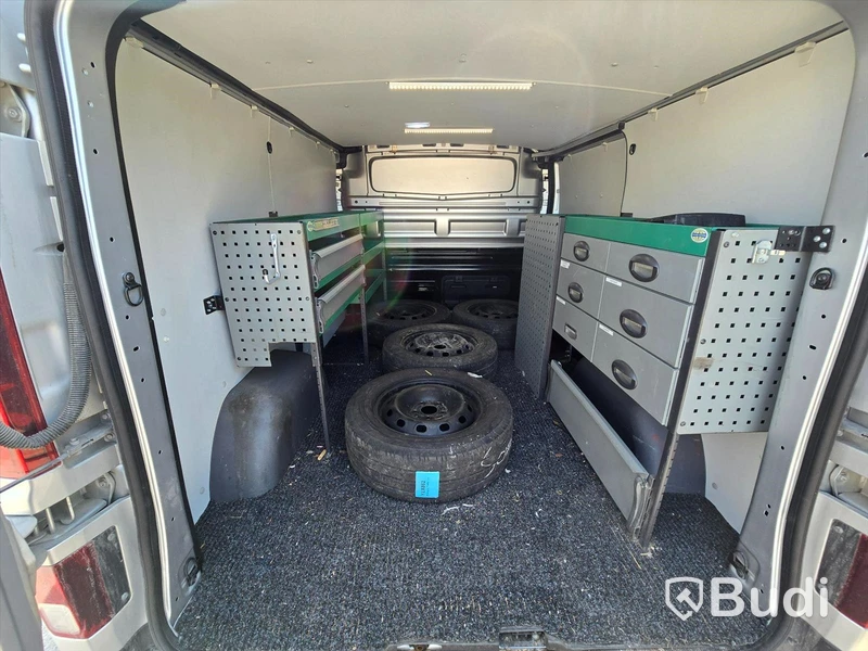 Personbil RENAULT TRAFIC, 2018.