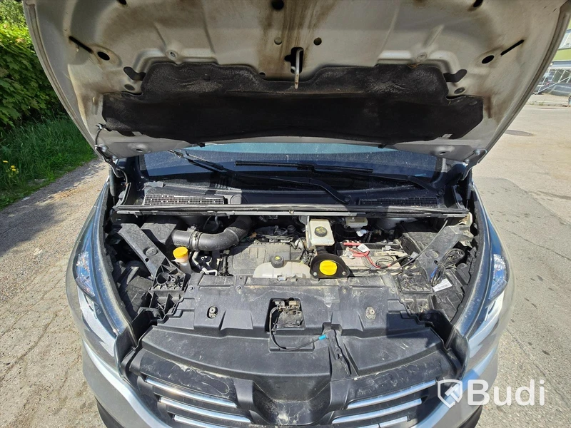 Personbil RENAULT TRAFIC, 2018.