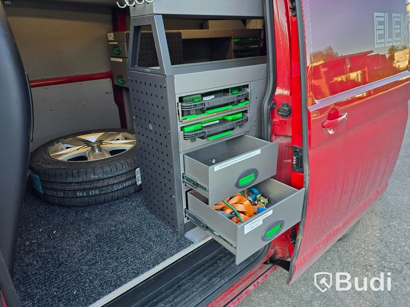 Personbil VOLKSWAGEN TRANSPORTER, 4Motion, 2019.