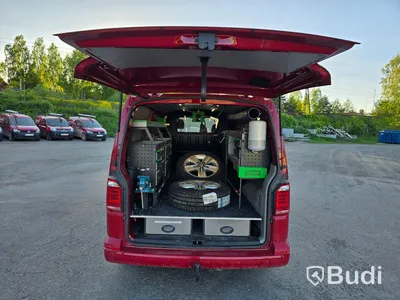 Personbil VOLKSWAGEN TRANSPORTER, 4Motion, 2019.