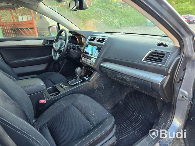 Personbil SUBARU OUTBACK, 2017.