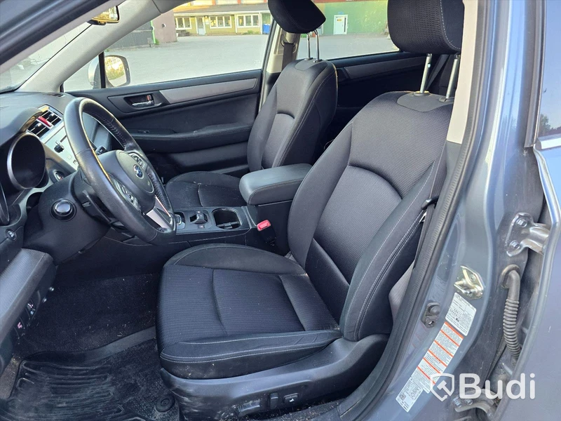 Personbil SUBARU OUTBACK, 2017.